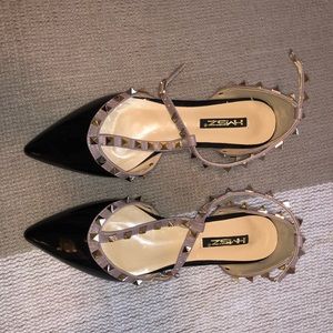 Dupe for the Valentino Rockstud Sandals.